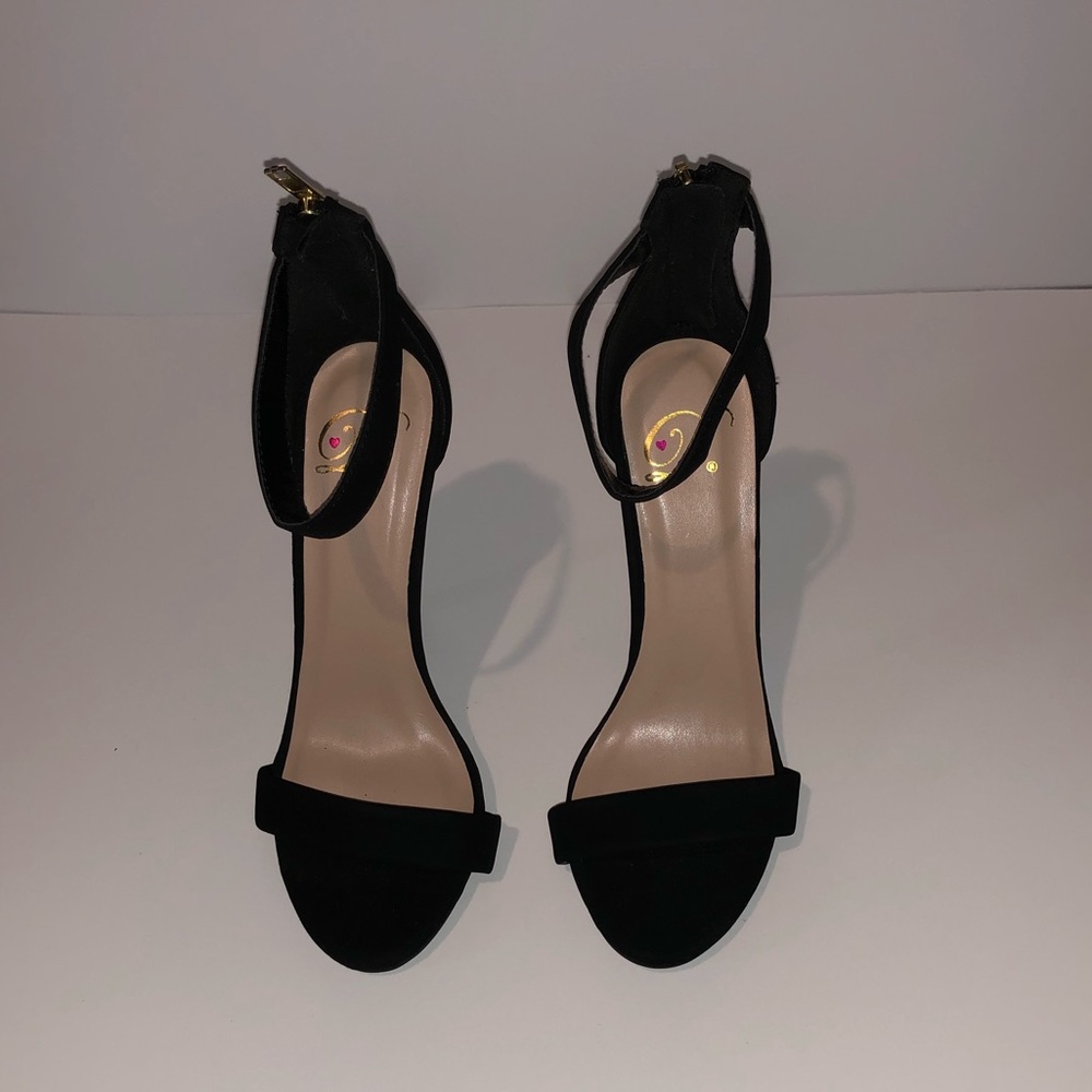 Black 5 inch heels